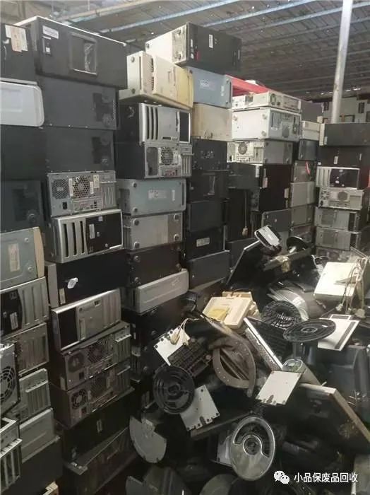 三十而立未成，計算機房維護服務(wù)開啟職業(yè)新篇章